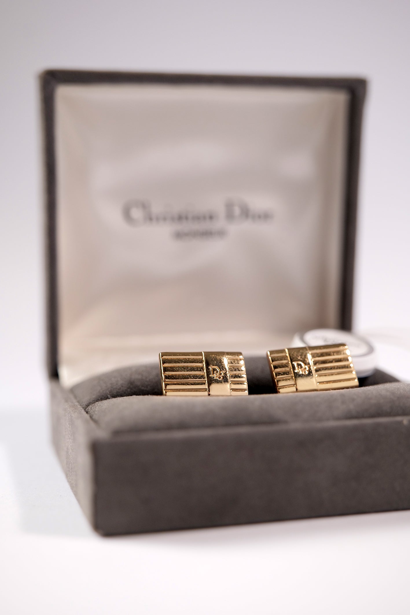 CHRISTIAN DIOR CUFFLINKS WITH BOX