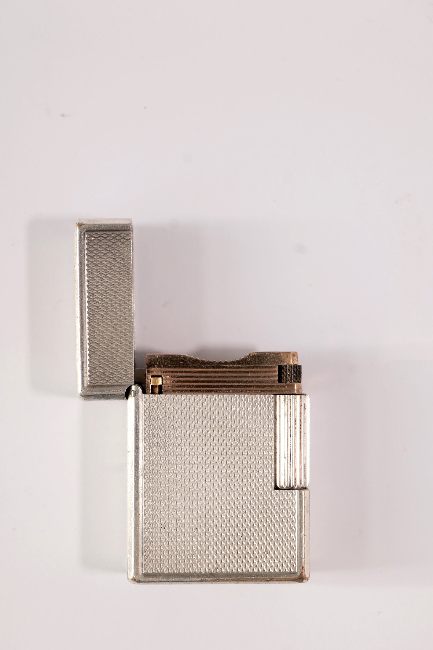 DUPONT LIGHTER DIAMOND-CUT